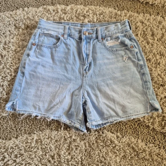 American Eagle Outfitters Jeans Shorts Womens Size 2 Distressed Light Wash - Picture 1 of 5